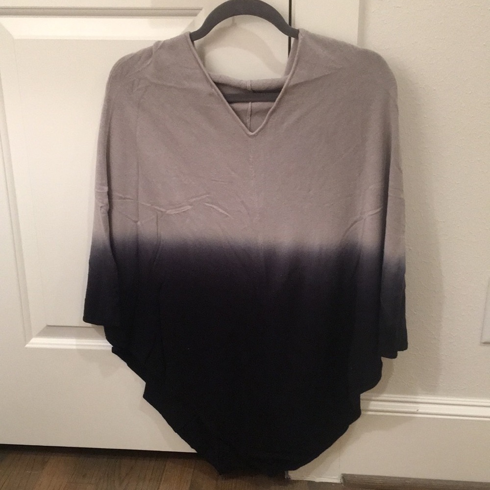 Olivaceous Hooded Tie Dye Poncho, Size Small